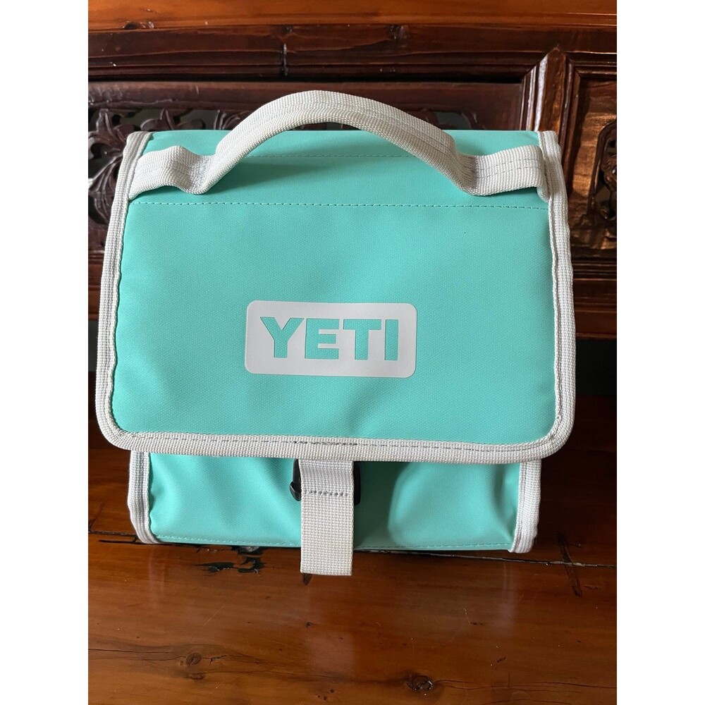 Yeti Daytrip Lunch Bag Aquifer Blue